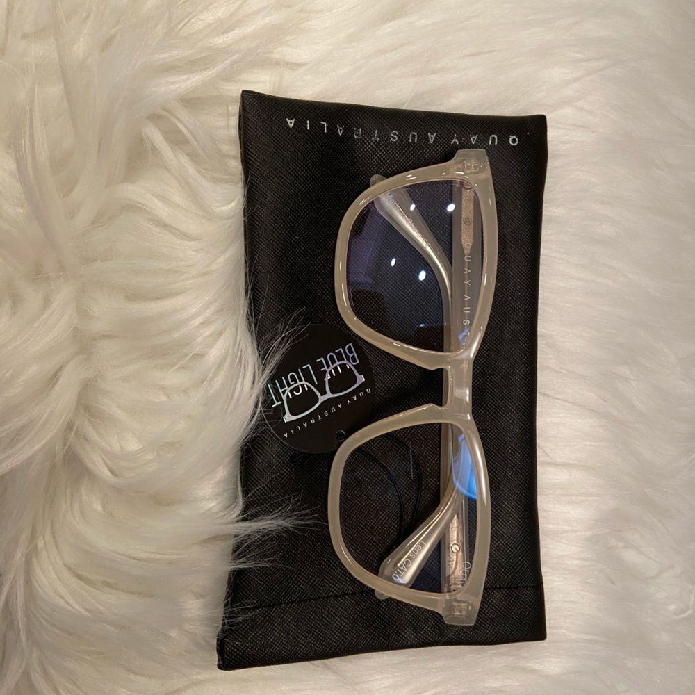 Hardwire Blue Light Glasses by Quay